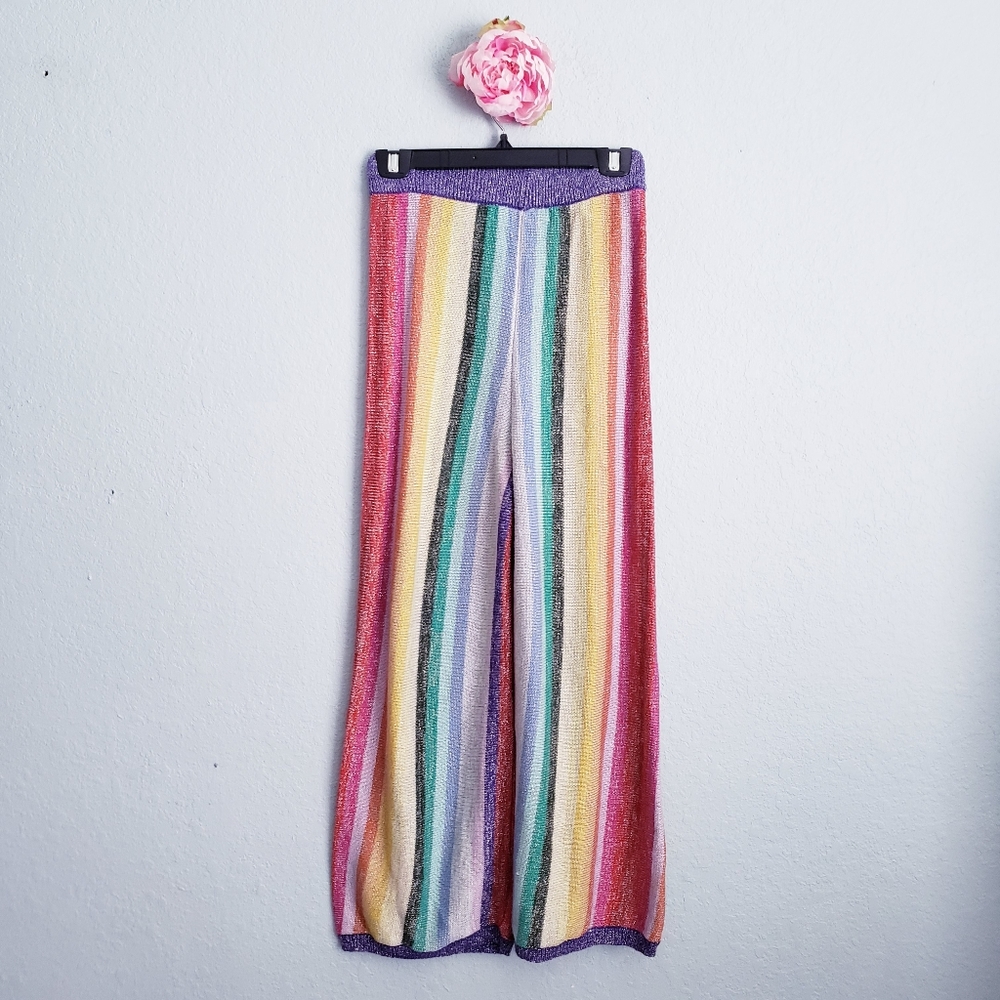 Lovers‎ + Friends - Picture 6 of 10